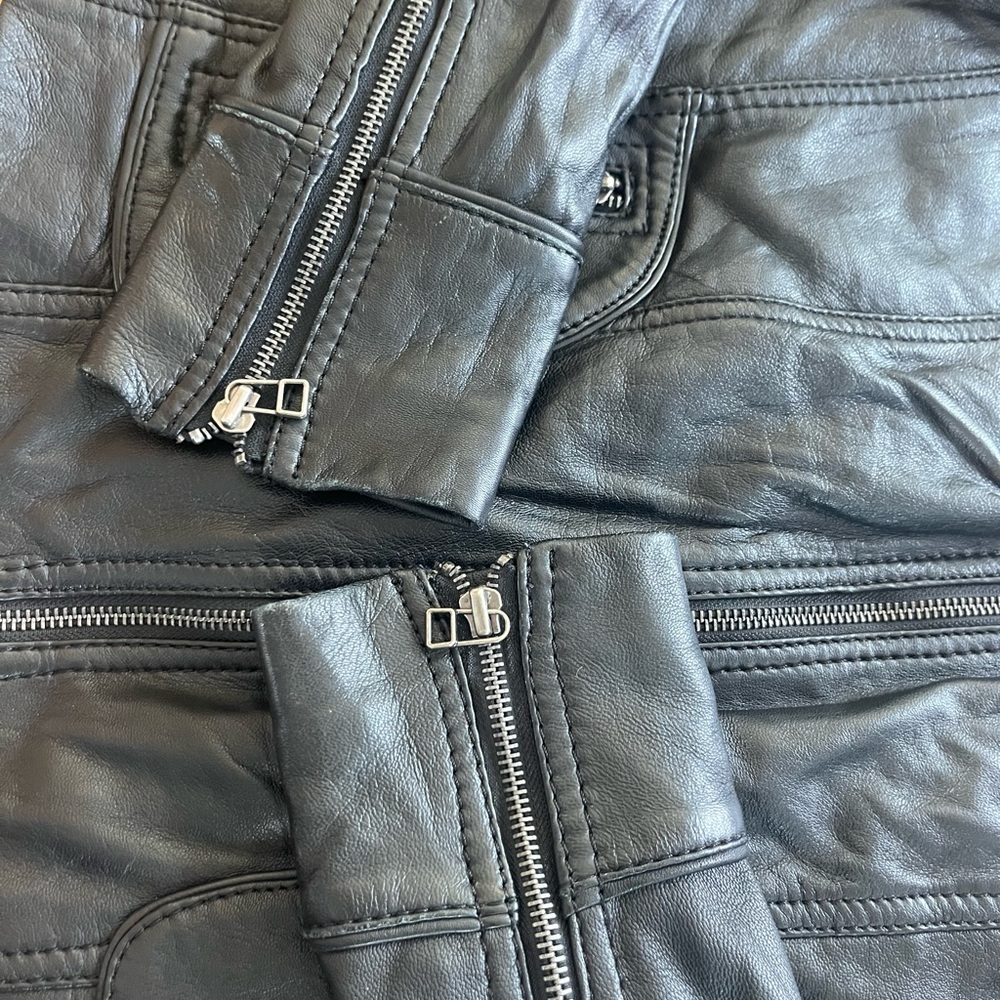 Infinity leather jacket- woman’s size medium - Picture 3 of 11